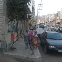 دو دهنه مغازه فوق العاده نایسر دو نبش ۵۰ متر