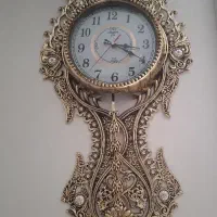 ساعت دیواری آرام گرد