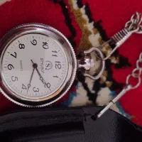 ساعت جیبی