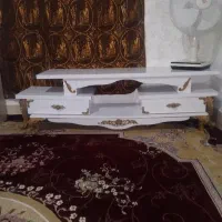 میز تلویزیون سفید