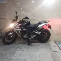 ns 200