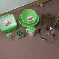 تعدادی وسیله آشپزخانه