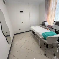 اجاره اتاق فشیال و تخت مژه