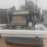 چرخ خیاطی زنانه
