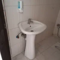 روشویی وپایه و اویز برادجای وسایل حمام  و اینه