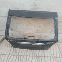 درب صندوق عقب ام وی ام ۱۱۰