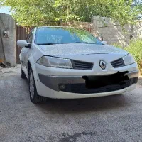 رنو مگان ۲۰۰۰