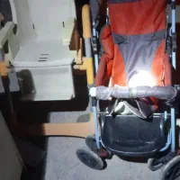 فروش چند عددصندلی و کالسکه چرخ دار