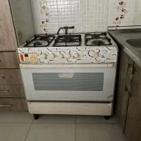 اجاق گاز به همراه فر