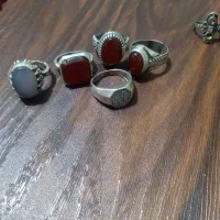 نه عدد انگشتر نقره،شش عدد مردانه وسه عدد زنانه