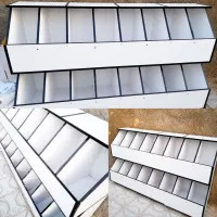 میز صندوق و استند اجیل و شکلات