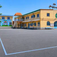 دبیرستان غیردولتی دخترانه دانش(متوسطه اول)