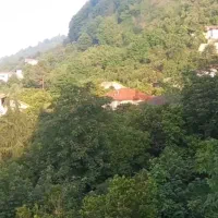 رهن ساختمان دو طبقه طبقه اول موکت کاری شده