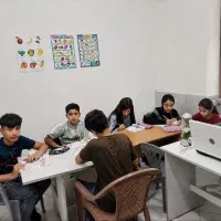 آموزشگاه تخصصی  زبان