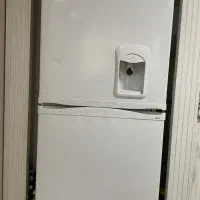 یخچال و فریزر اسنوا