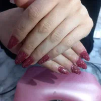 مدل کاشت ناخون