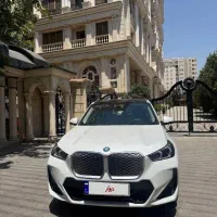 بی ام و ix1 با کیت m