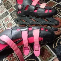قرمزو یک جرخ نداره