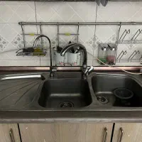 سینک دو قلو همراه با شیر اهرمی و شیر تسویه