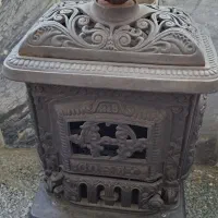 بخاری چدن هم هیزمی هم گازی