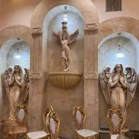 مجسمه تالاری. محوطه سازی تالار