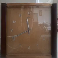 ساعت دیواری