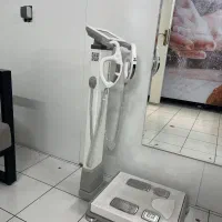 دستگاه آنالیز بدن
