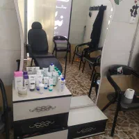 آیینه آرایشی همراه طبقه و کشو