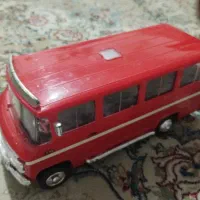 مینیبوس