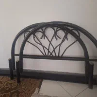 تخت آهنی یک نفره