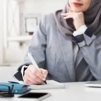 استخدام منشی خانم