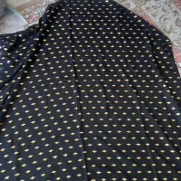 تعدادی روسری و شال