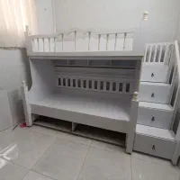 تخت دو طبقه