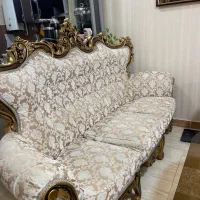 مبل سلطنتی به همراه میز ناهار خوردی