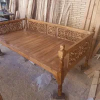 تخت چوبی رستورانی