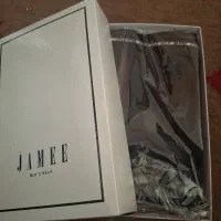 یک قواره پارچه کت شلواری جامعه