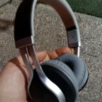 گوشی VOCAL v2pro تازه ، سفید رنگ ، با قوطی ،