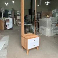 میزآرایشی آینه قدی