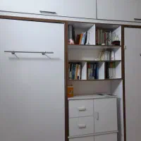 تخت کمجا وتاشو همراه کتابخانه