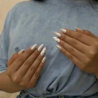 مدل کاشت و ترمیم ناخن (فقط هزینه مواد)