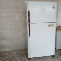 یخچال نیم فریزر
