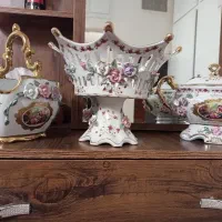 سه تیکه. بفروش می‌رسد نونو