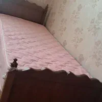 تخت چوبی یک نفره با تشک