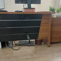 میز اداری و صندلی میز کنفرانس