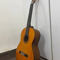 گیتار یاماها اصل c70