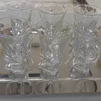 ۱۸ عدد استکان چای و ۳ عدد قندان جنس اصلی