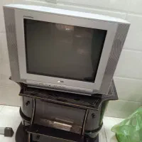 تلویزیون ۲۱ اینج