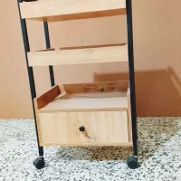 ترولی و میز ناخن