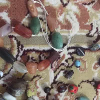 مقداری مهره قدیمی
