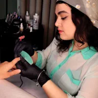 ناخنکار و مدرس